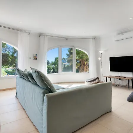 Vera Chopin Villa