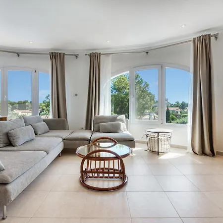 Vera Chopin Javea
